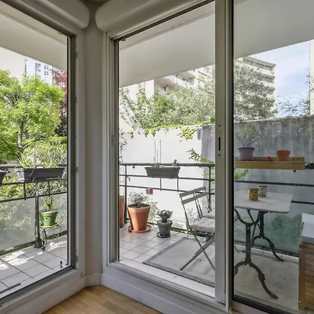 2-rooms 63m2 20th Arrondissement Daire